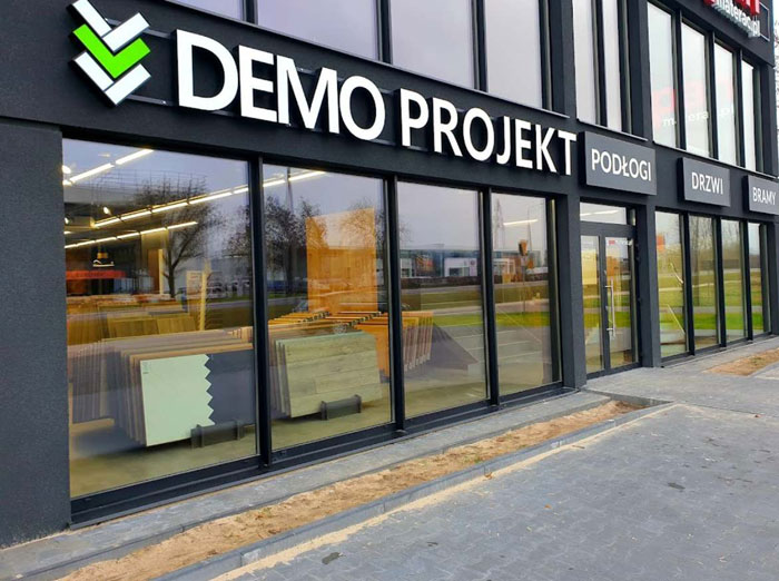 salony-demoprojekt-01-700x522